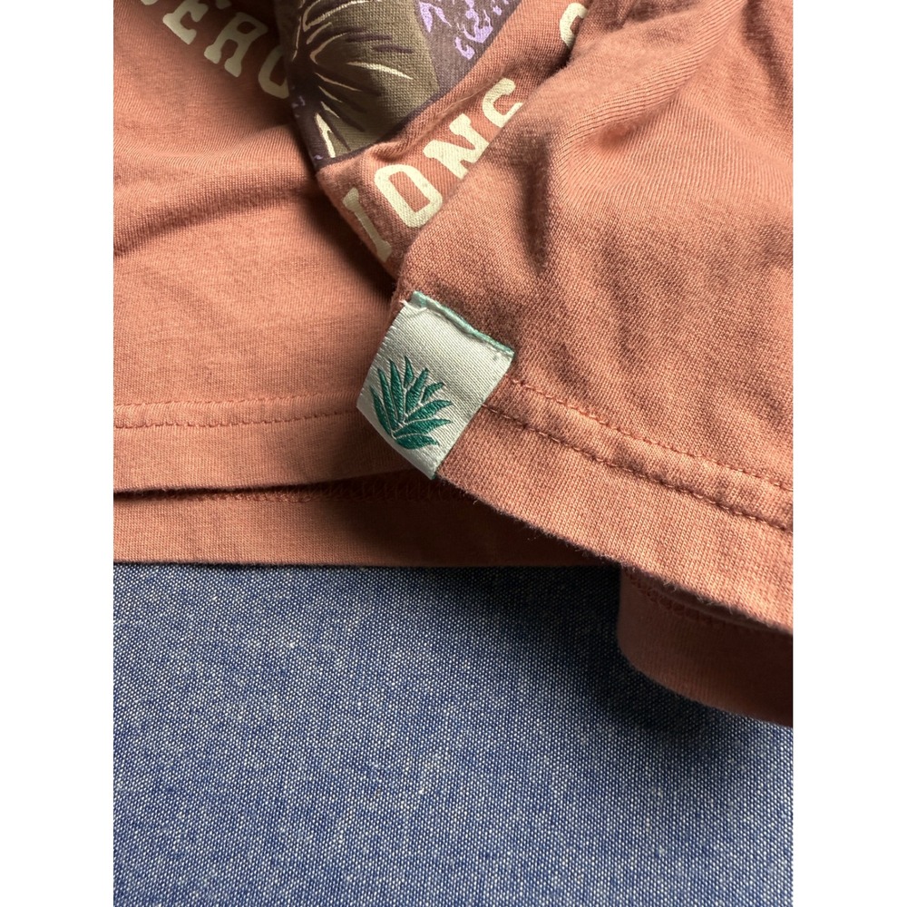 Sendero Provisions Co Cosmic Cowboy Graphic Tee XXL Dusty Rose Space Western - Picture 6 of 6